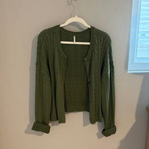 Elegant Olive Green Cable Knit Cardigan
